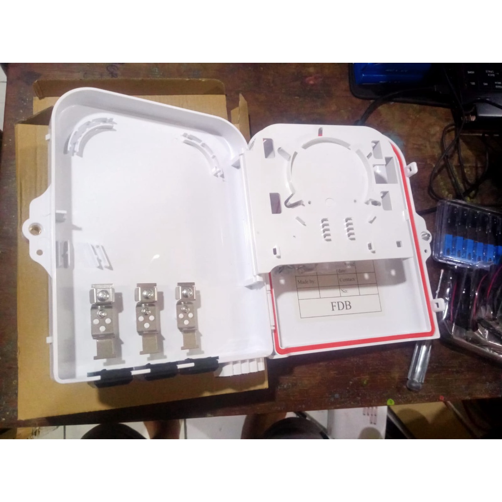 BOX ODP 8 CORE FULLSET WITH SPLITER 1X8 TALI WARNA