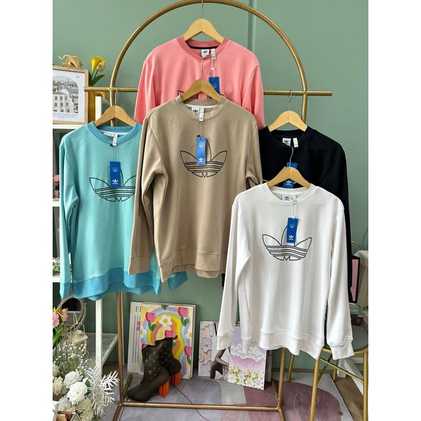 Adds logo basic sweater