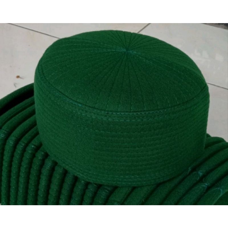 Peci Kopiah Beludru Hijau polos