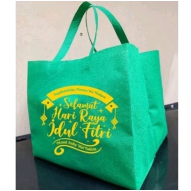 

Kantong spunbond tas spunbond idulfitri goodiebag (5pc)