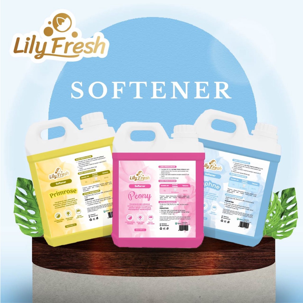 Softener Pelembut Pewangi Pakaian Pengharum Baju Laundry LILY FRESH 1 Liter