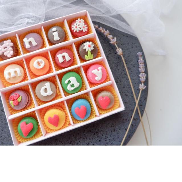 

☈ Macaron Gift 16pcs ★