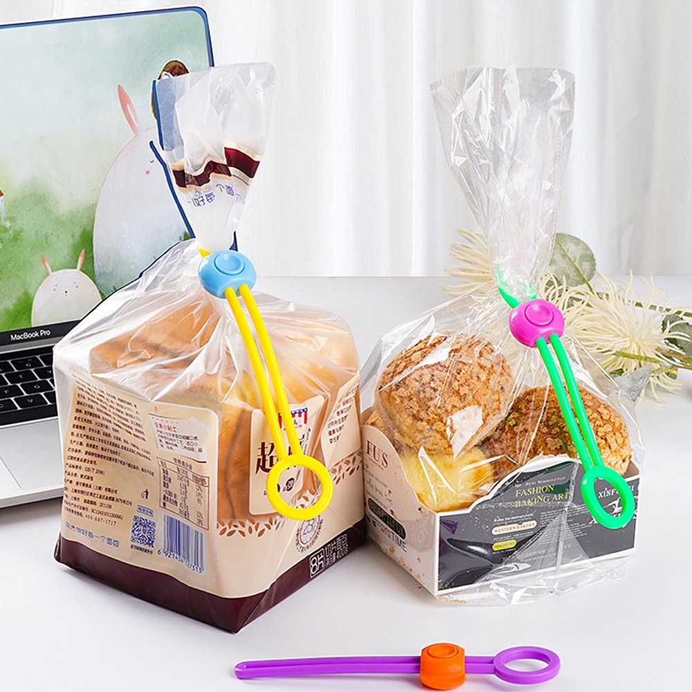 1pc Warna Acak Multifungsi Press Pengencang Dasi Desain Gantung Penyimpanan Aksesoris Makanan Segar Alat Penahan Pengatur Kabel Kemasan Roti Sealing Strap