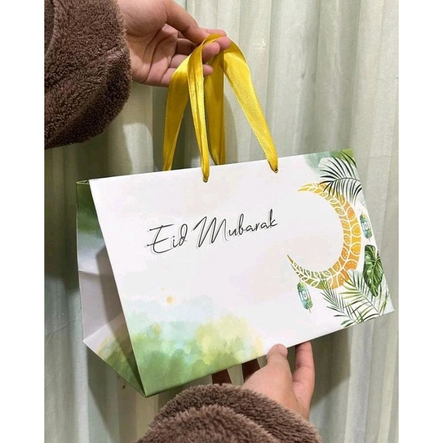 

Paperbag Lebaran, Paperbag Idul Fitri, Paperbag Eid Mubarak, Paperbag Custom, Paperbag Premium