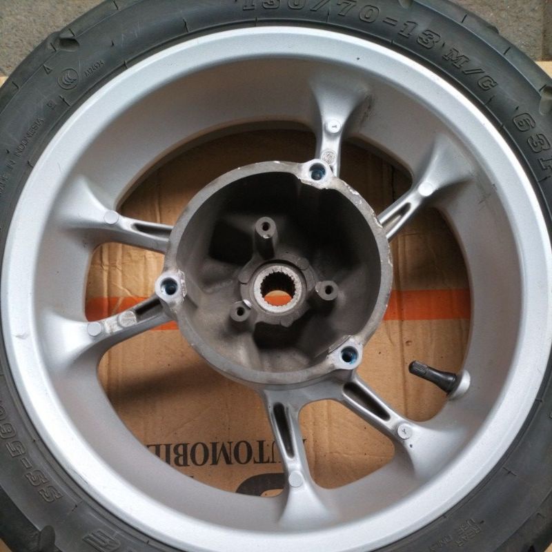 velg nmax belakang original pelek nmax old belakang pelah nmax roda belakang nmax old