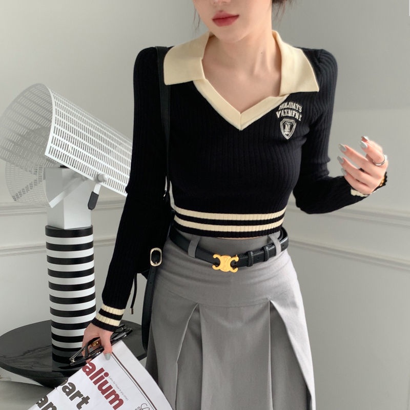 Red Bawah kemeja wanita musim semi dan musim gugur 2023 baru lengan panjang rajutan sweater hot girl V-neck gaya asing slim fit pendek top pasang