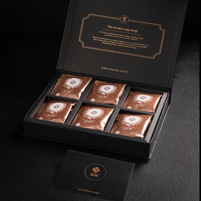 

(COD) To A Tea Premium Gift Box/ Hampers - Black, Classic