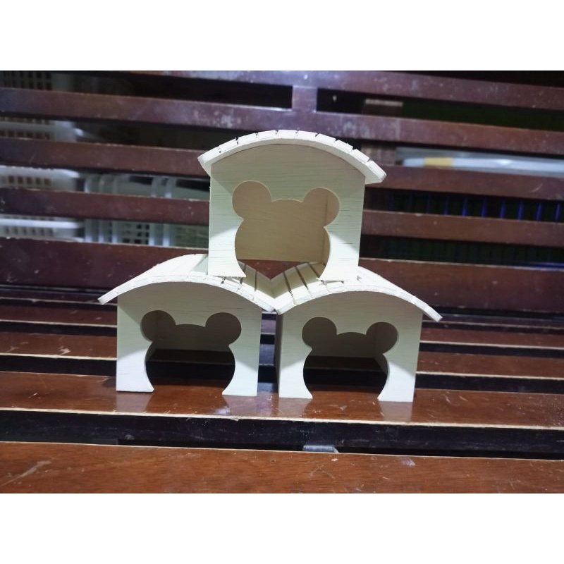 Rumah-Rumahan hamster kayu