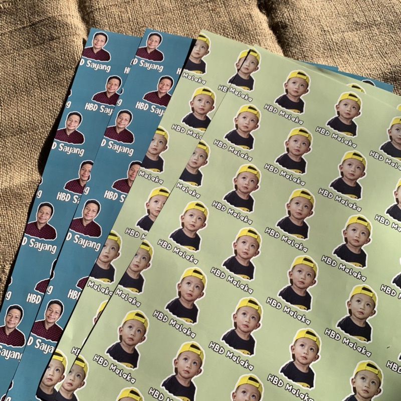

Kertas Kado Custome. Wrapping Paper