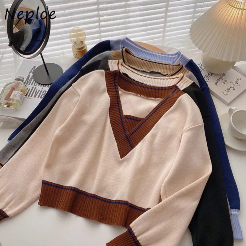 SWEATER RAJUT WANITA LUNA CROP TOP KERAH V-TOP /ATASAN RAJUT WANITA CROP KOREANSTYLE