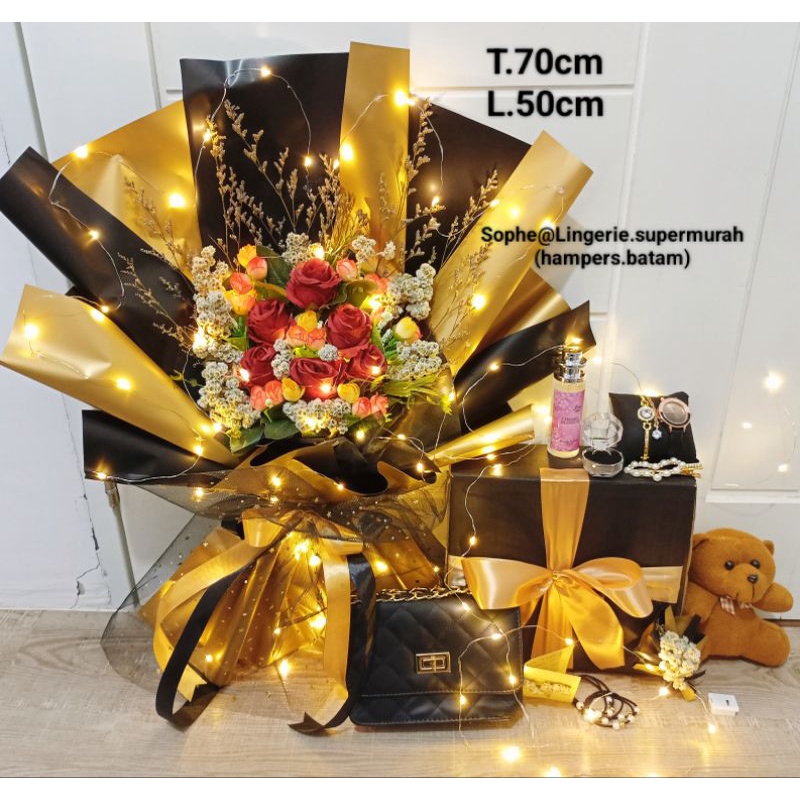 

KADO CEWE / HADIAH CEWE / HAMPERS VALENTINE / KADO VALENTINE / GIFT BOX / KADO Kekinian / BUNGA / ANNIVERSARY