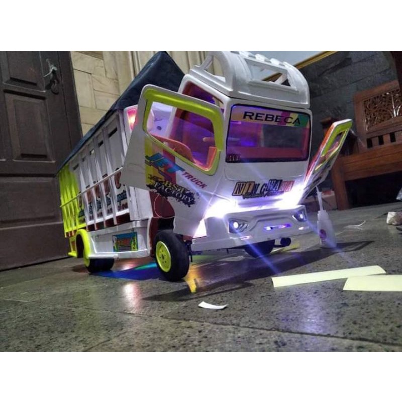 miniatur truk Oleng lampu miniatur truk Oleng miniatur paling laris
