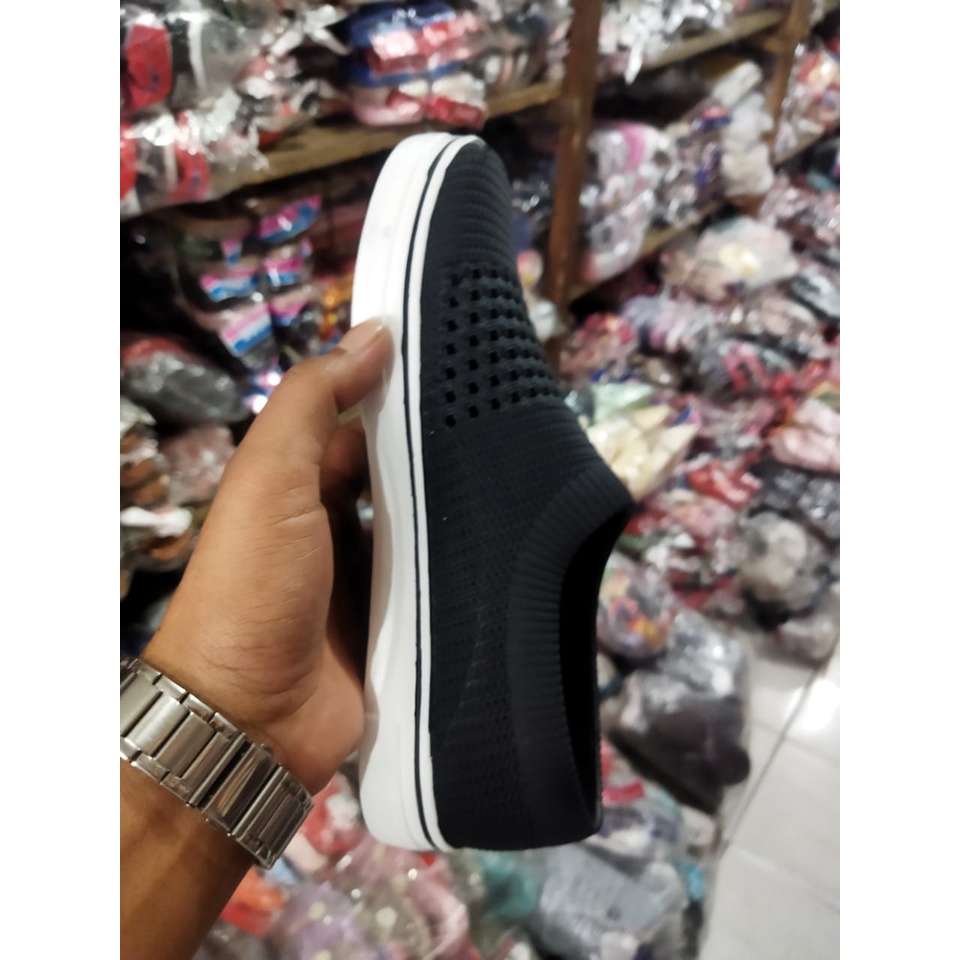 RLS 504 Sepatu ATT perempuan slip on anti air/sepatu att wanita  terlaris