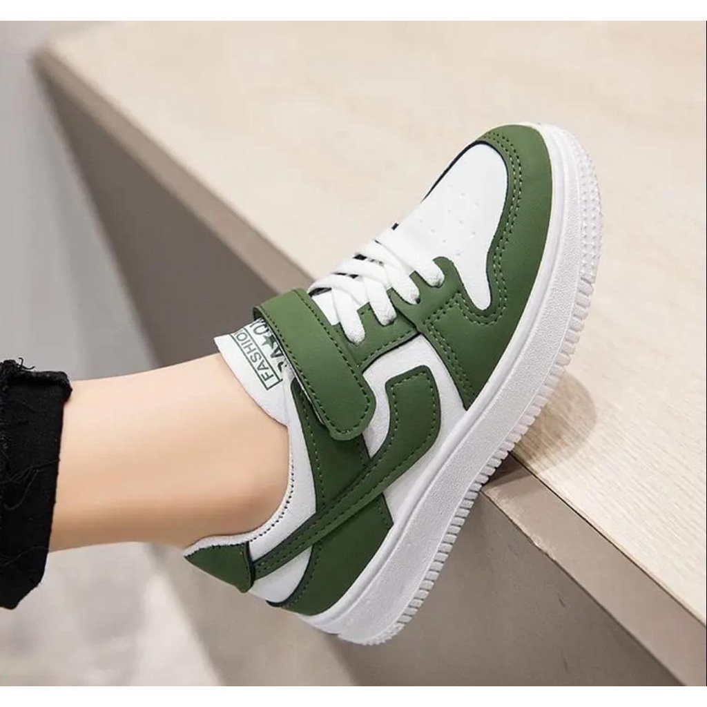 Sepatu Sneakers Anak Laki Perempuan Fashion Lins