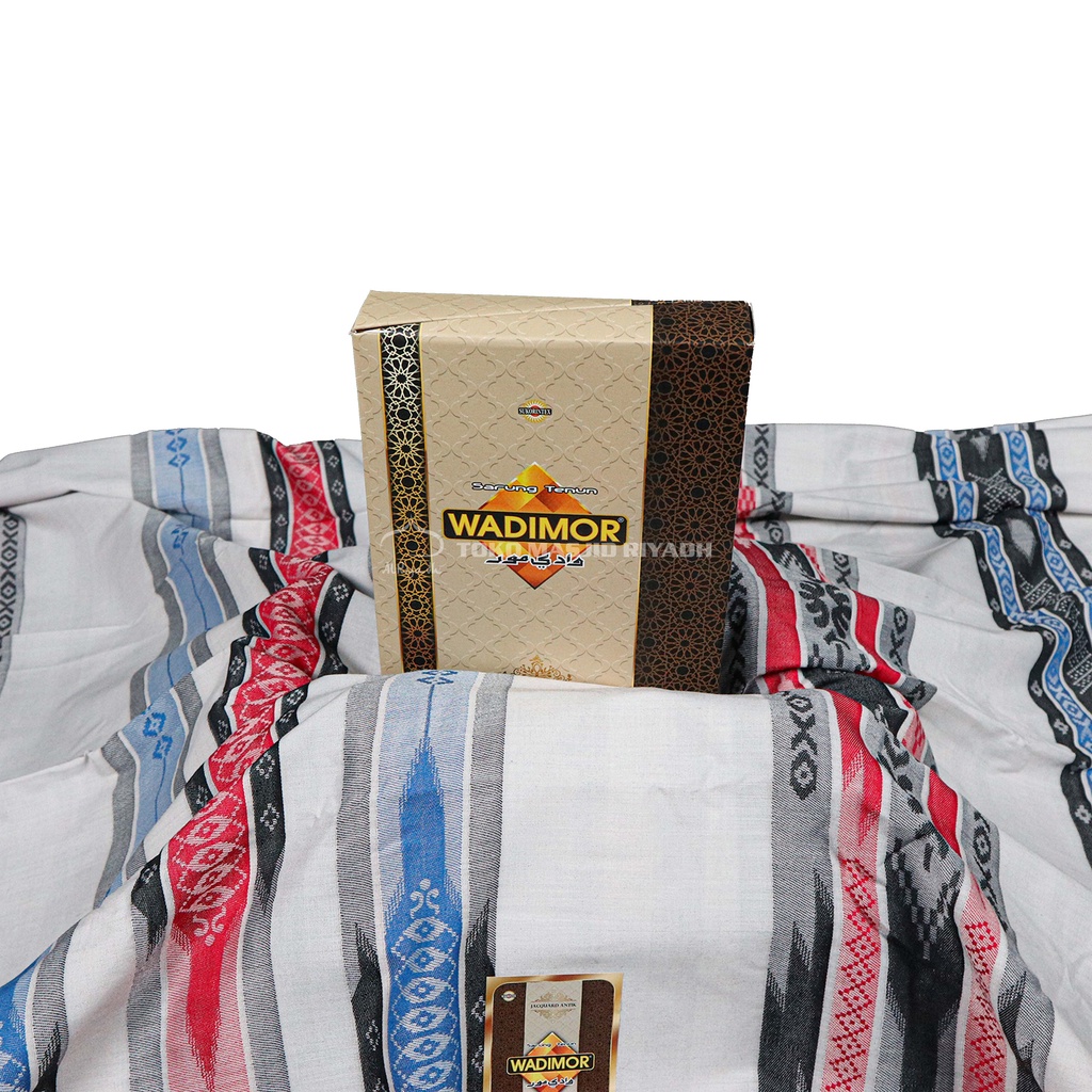 Sarung Wadimor Motif Jacquard Antik Warna Putih Hitam