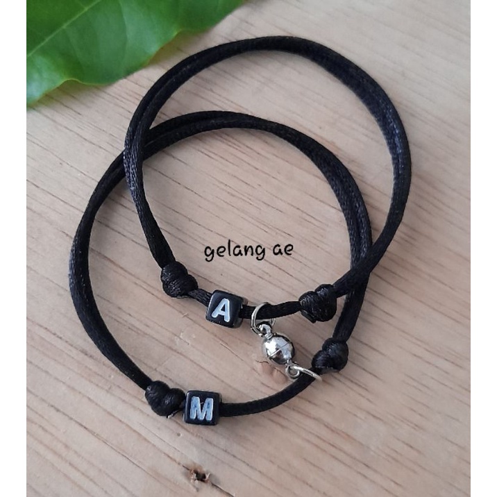 (GRATIS) CUSTOM GELANG MAGNET COUPLE NAMA / INISIAL TALI SATIN gelang persahabatan / gelang bestie /