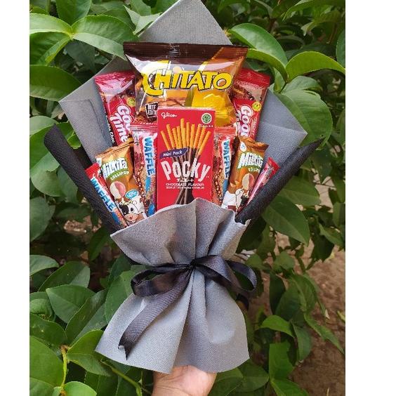 

Star (K) Buket cowok hitam/paket/bingkisan Snack Ulang Tahun/Ultah/ Wisuda/Kado/Hadiah/ ANNIVERSARY / CEWE grosir