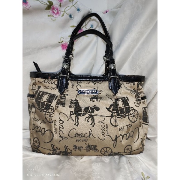 tas Tote Coach second