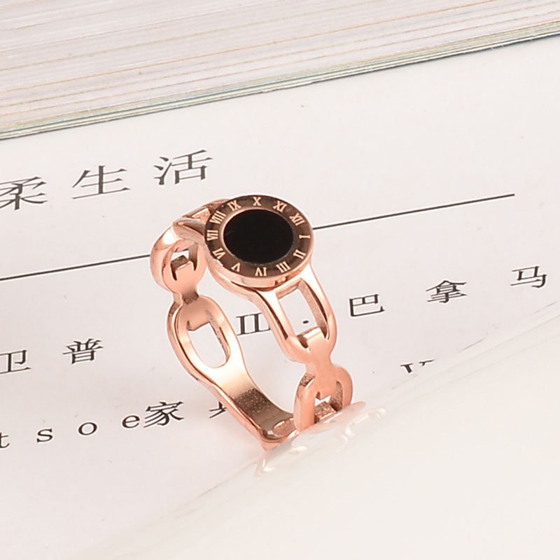 Cincin Bahan Titanium Steel Bentuk Bulat Warna Hitam | Cincin Pasangan Bahan Stainless Steel Warna Rose Gold | Kalung Rantai Dengan Liontin Hati Untuk Wanita