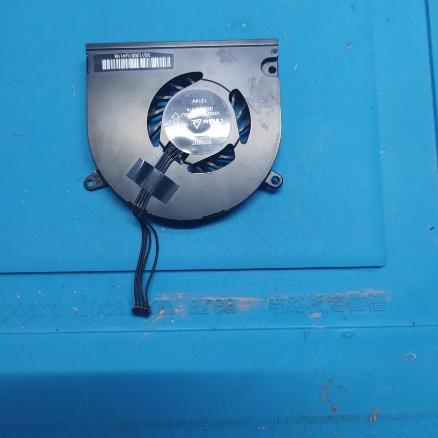 original fan macbook pro 2009-2012