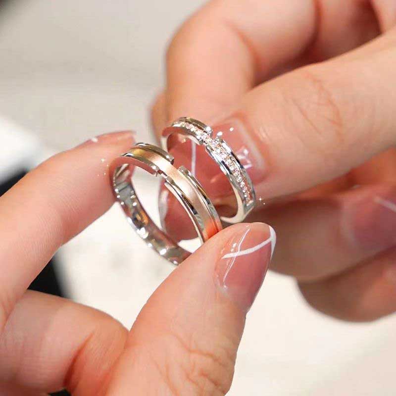 Ol Sederhana Elegan Berlian Kristal Pria Wanita Fashion Perhiasan Pernikahan Pertunangan Pasangan Rings Adjustable Size