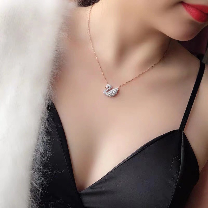 Full diamond Cahaya Butik Mewah fashion full Korek | Liontin Angsa Klasik Korea | | | Rantai Tulang Selangka fashion Pribadi | Kalung titanium steel | Kalung rose gold