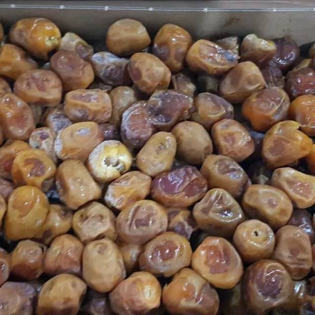 

Kurma Sukari Ukuran 3kg