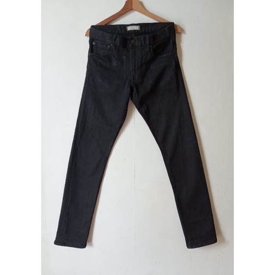 Uniqlo selvedge jeans black