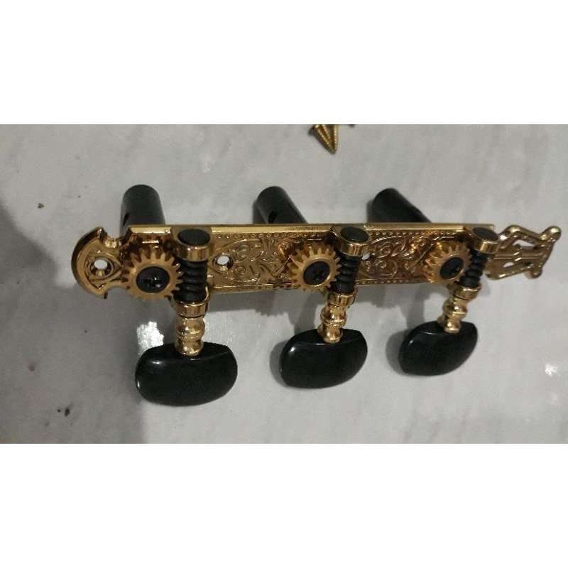 Termurah...Tuner Machine Driyer Pemutar Senar Gitar Klasik Classic Gold Tuning Peg