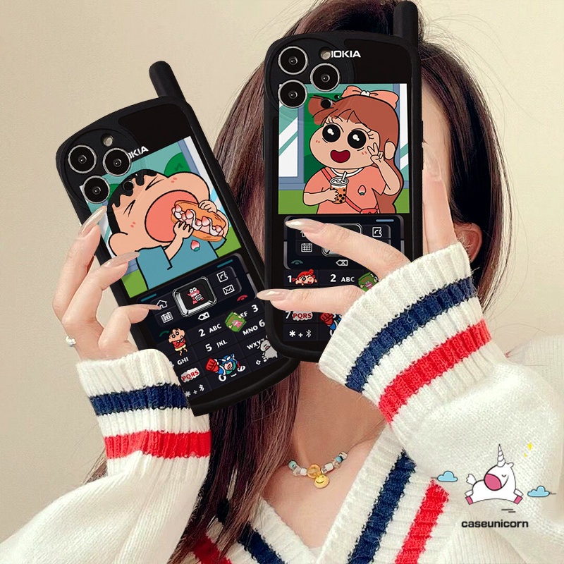 IPHONE Casing Ponsel Pasangan Kreatif Kompatibel Untuk Iphone11 14 12 13 Pro MAX Xr7 8 Plus X XS MAX Kartun Crayon Shin-chan Sakurada Nene Kepribadian Retro Bentuk Ponsel Seluler Soft Cover