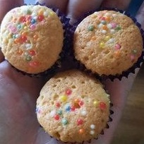 

Bolu kering mentega.