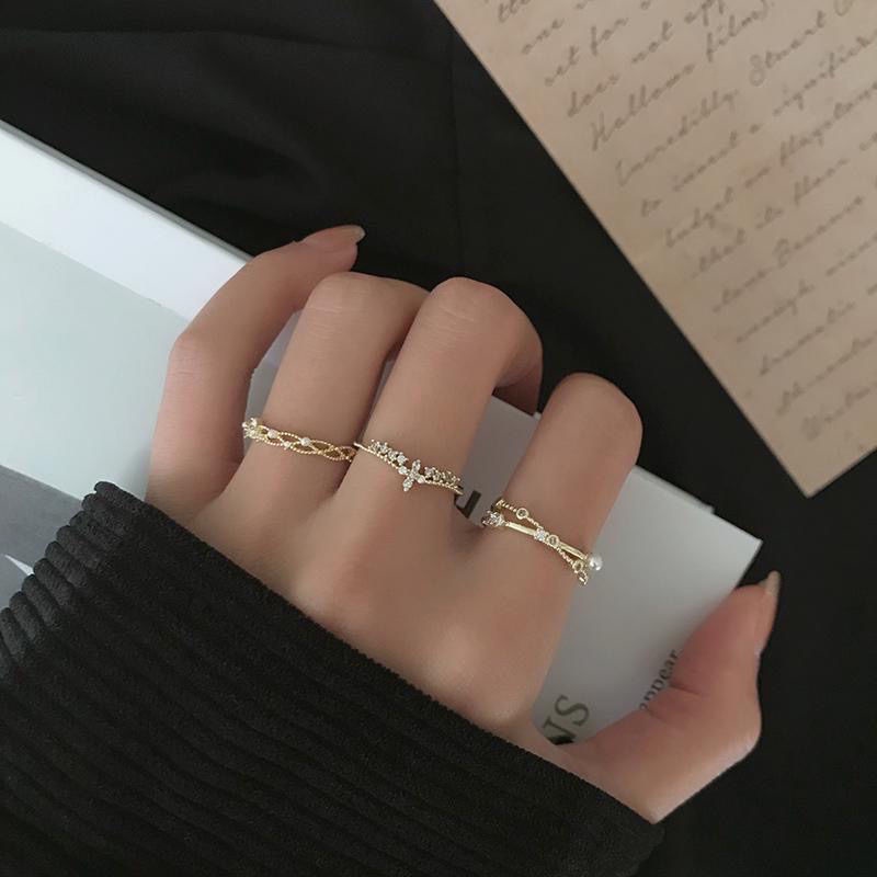 YEEZII Cincin Open Rings Emas Mewah Mutiara Kristal Berongga Set Cincin Untuk Perhiasan Aksesoris Wanita