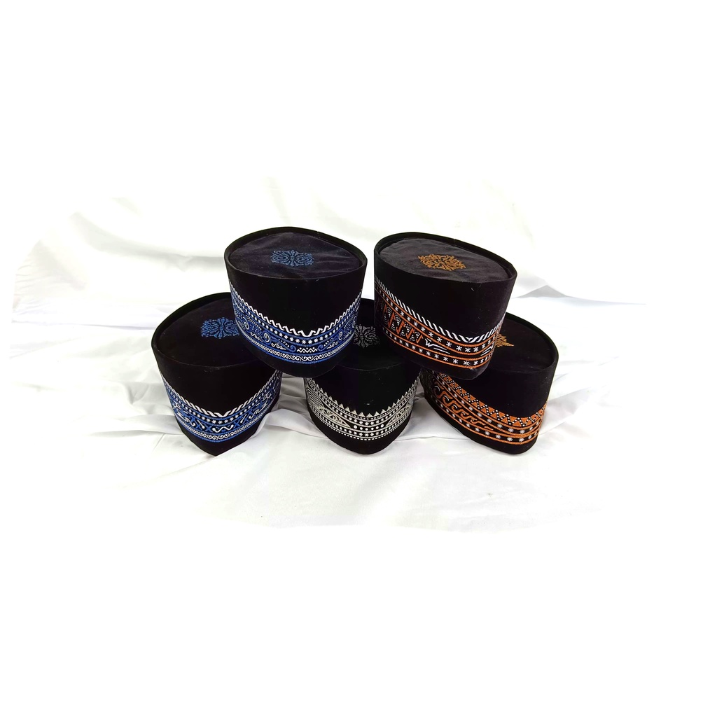 peci hitam batik sablon