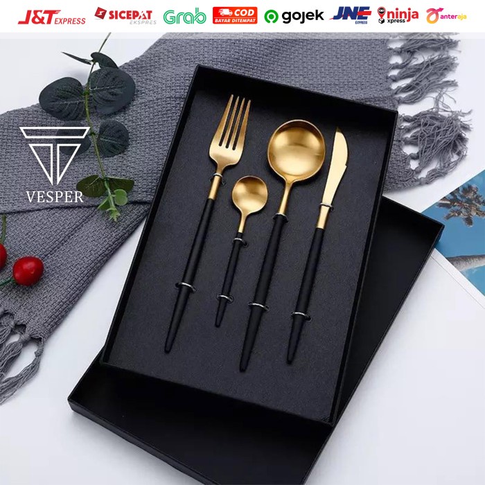 

(COD) paket hampers western cutlery set / kotak gift box souvenir alat makan - GOLD WHITE