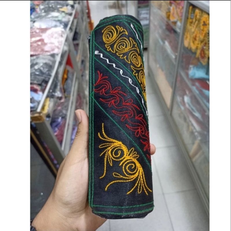 

Dompet Pensil Bordiran Motif Khas Aceh || Tempat Pensil Khas Aceh