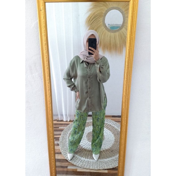 celana plisket kulot motif