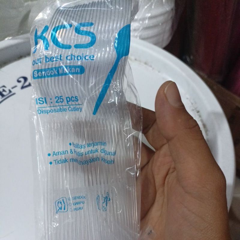 Sendok makan KCS bening