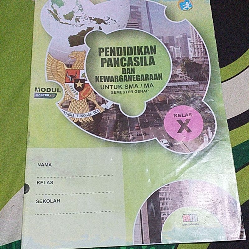 lks pendidikan pancasila dan kewarganegaraan untuk SMA/MA kelas 10 semester 2|master
