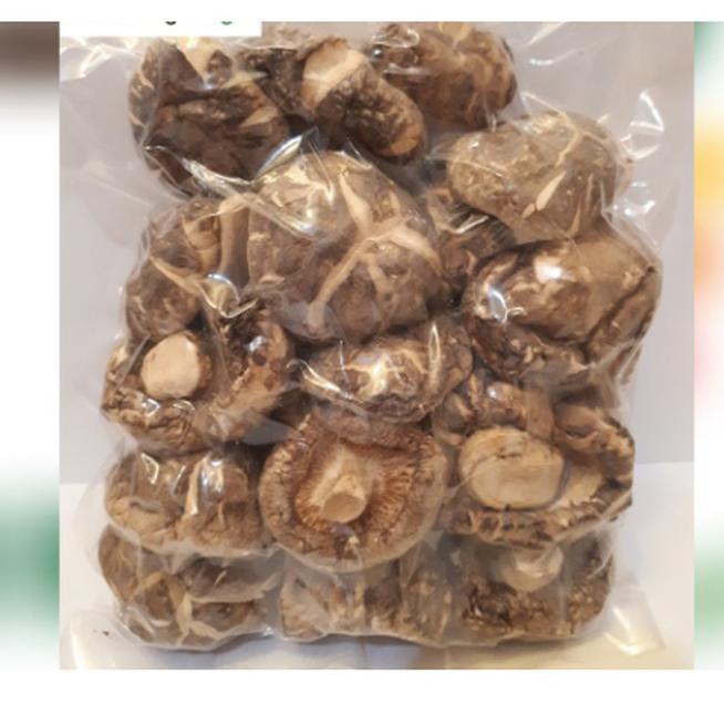 

➸ r hioko shitake yoko ukuran 3-4 cm 3-4cm 500 gram gr r kering ☈