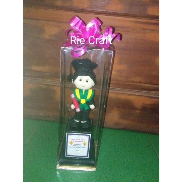 boneka wisuda flanel/boneka wisuda mika/boneka wisuda murah/kado wisuda