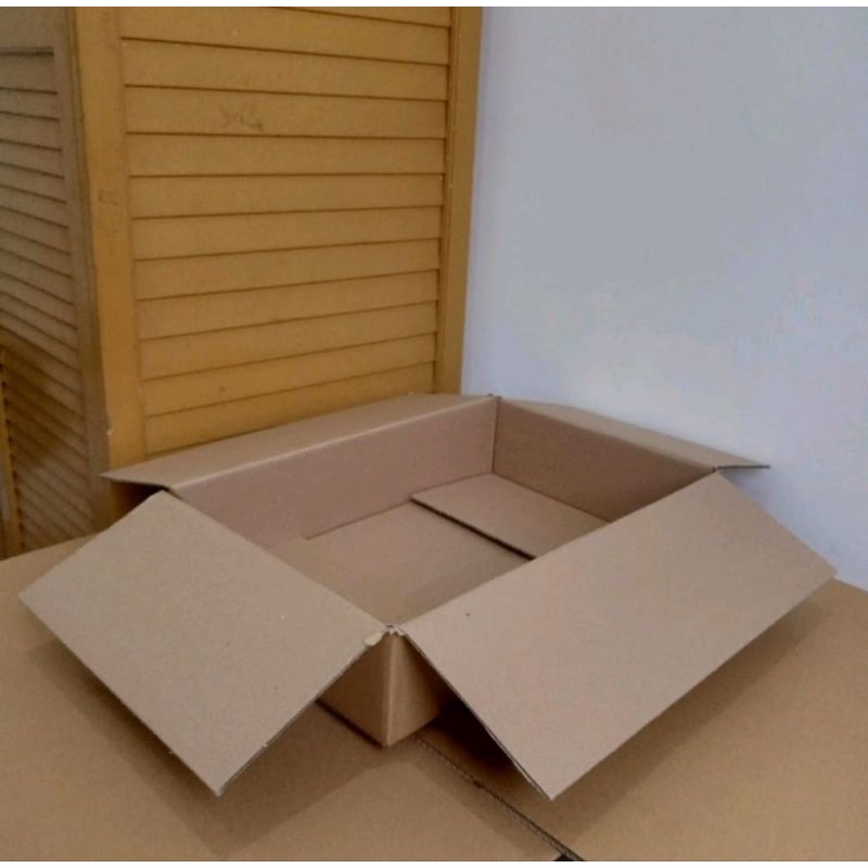 

Box 49X35X11 cm (Bucket Volume 3 kg) Kardus/Karton/Bucket/hampers