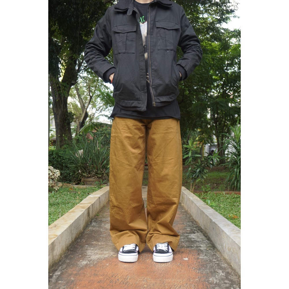 Celana chino uniqlo original / celana thrifting