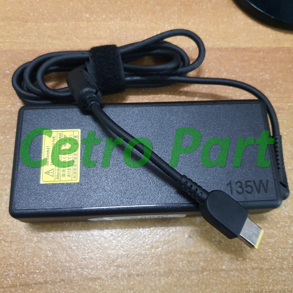 Adaptor Charger Laptop Lenovo Y700 Y70 Y50 W510 Series / 20V 6.75A Colokan USB 135W