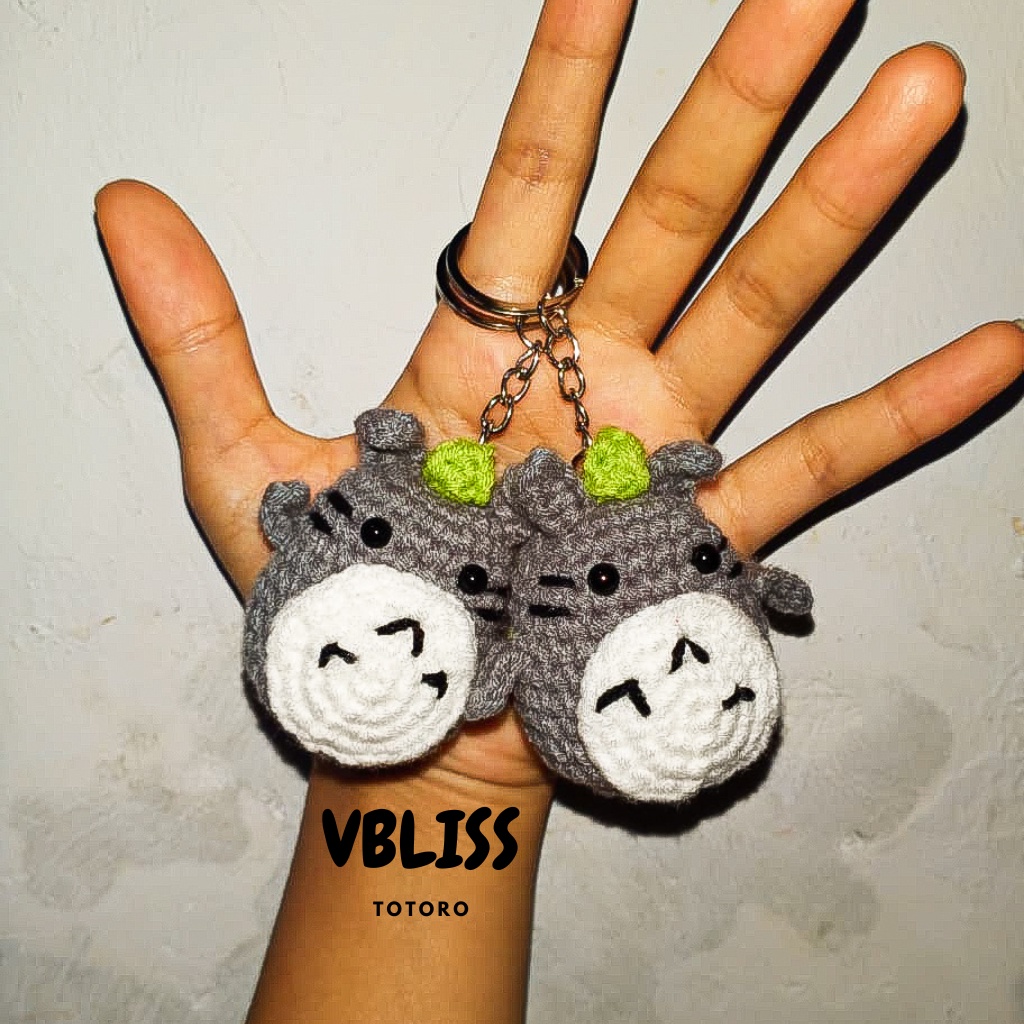 Gantungan Kunci Totoro / Keychain Totoro / Amigurumi Totoro/ Hadiah Gantungan Kunci/ Gantungan Kunci