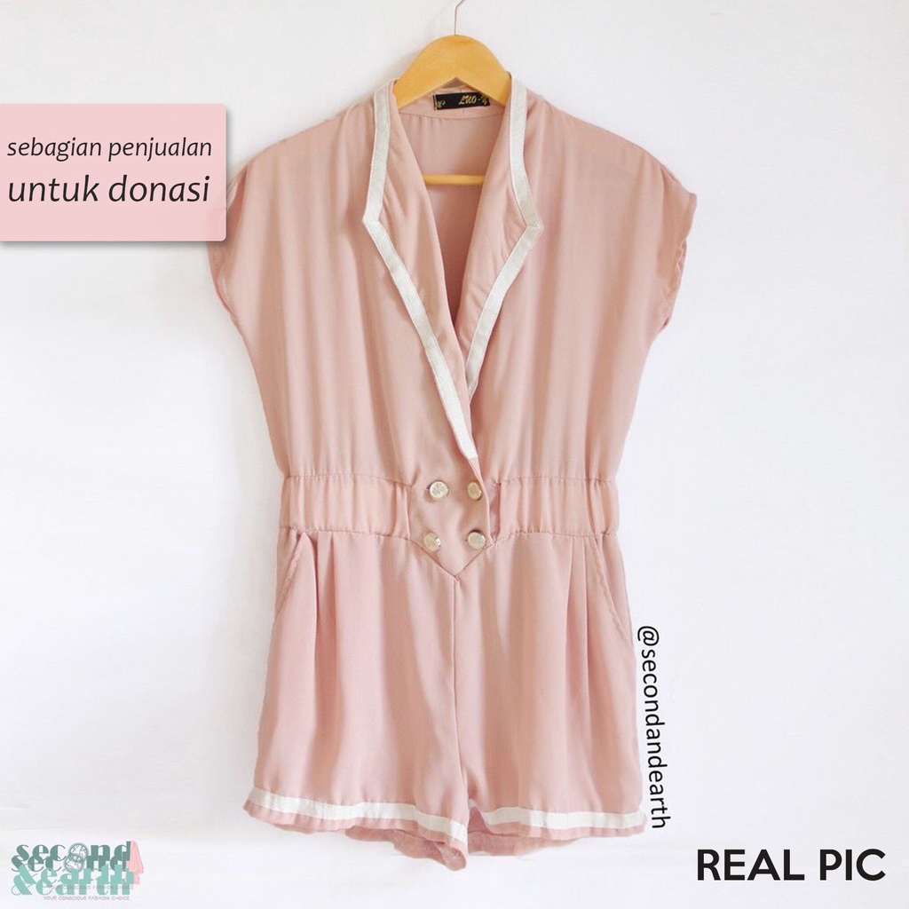 Loose Playsuit Jumpsuit Outer (M) Leher Rendah Terusan Celana Pendek Sifon Chiffon Pink Krem V Neck