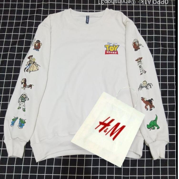 MURAH MERIAH SWETER CREWNECK Hnm TOYS STORY pria dan wanita FREE GOODIE BAG