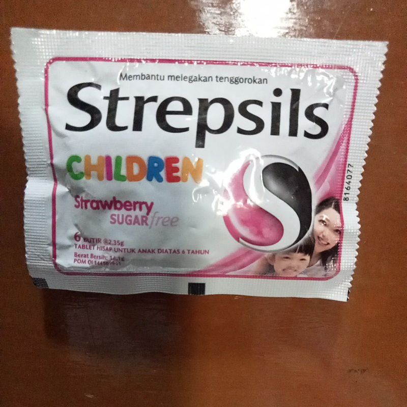 

Strepsil Children Striberry 6 Butir @2,35g/Strepsil Anak2