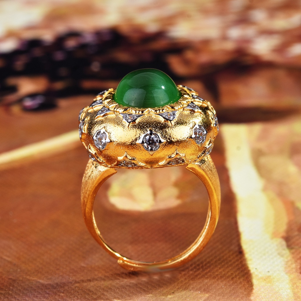 Goldkingdom Aksesoris Perhiasan Fashion Ready Stock Italia Retro Brushed Ukir Cincin Berlian Hijau Mata Kucing Dalam Gaya Kuno Anyaman Ukir Pembukaan Emas Asli Kadar 375 Cincin Untuk Wanita