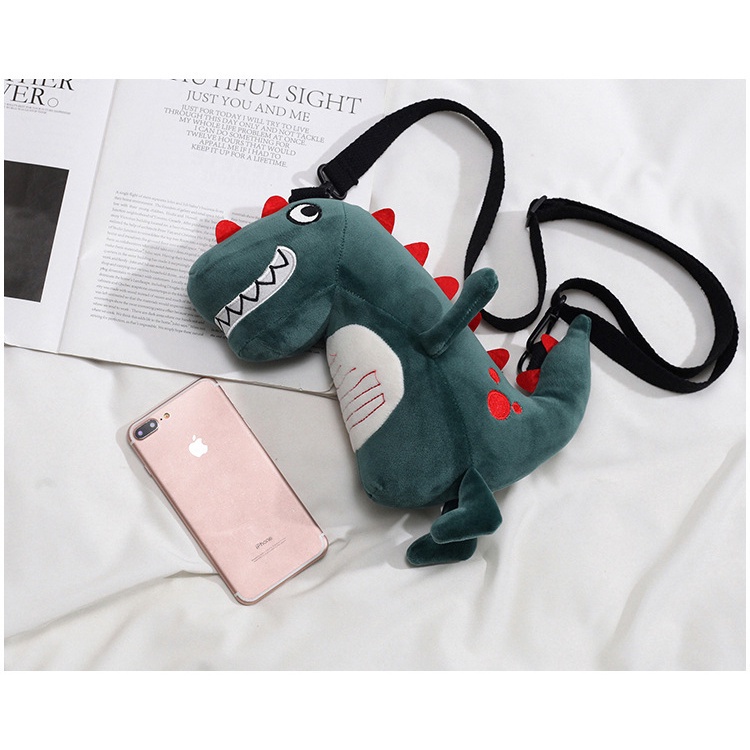 TAS DINOSAURUS Boneka TIREX SELEMPANG Mainan Mewah Kartun TAS DINO Boneka Lembut BAHAN PLUSH Bag Anak Hadiah LUCU WANITA CEWE Ukuran 20cm