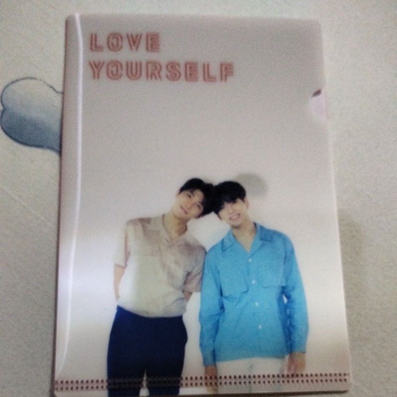 BTS World Tour Lenticuler L Holder